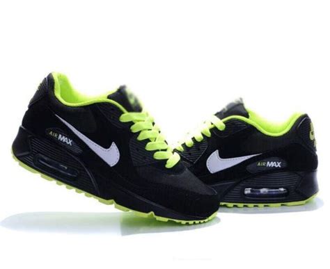 Nike Air Max | Black & Green