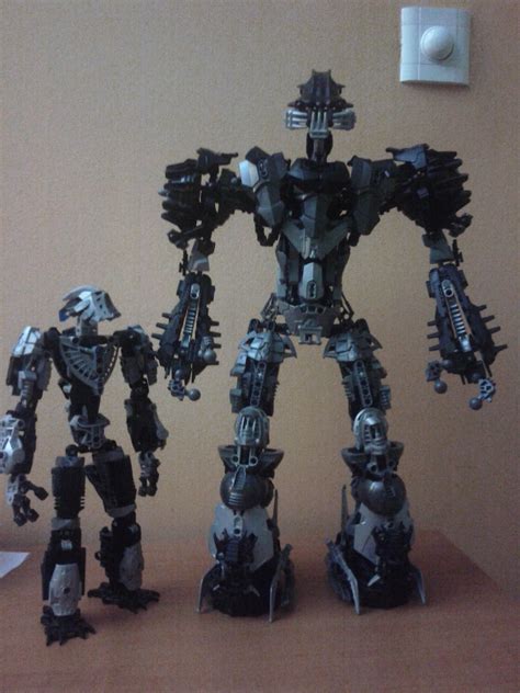 Bionicle Moc: Makuta Abominus ( january 2015) by TheAxelandx1 on DeviantArt