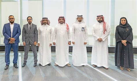 SCE, Schneider sign deal to expand engineering training | Arab News