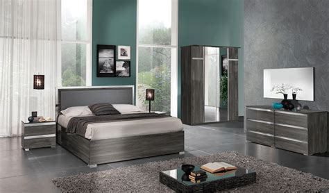 Made in Italy Leather Contemporary Platform Bedroom Sets New York New York MCS-Italy-Oxford