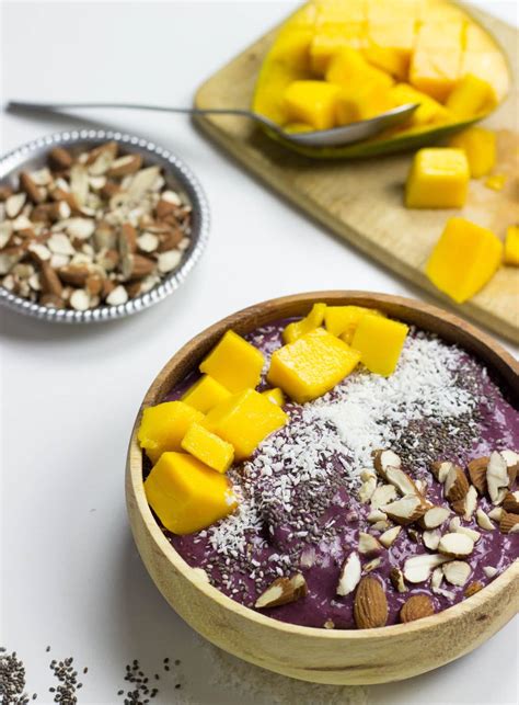 How to make an Acai Bowl + 8 Insanely Creative Recipes!