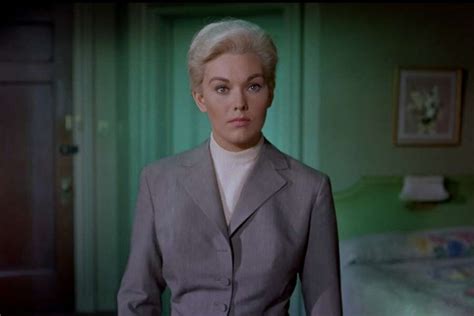 Kim Novak’s Wardrobe in Vertigo makes her the Ultimate Hitchcock Blonde — Classic Critics Corner ...