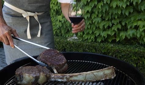 10 Tips for Pairing Cabernet Sauvignon with Steak