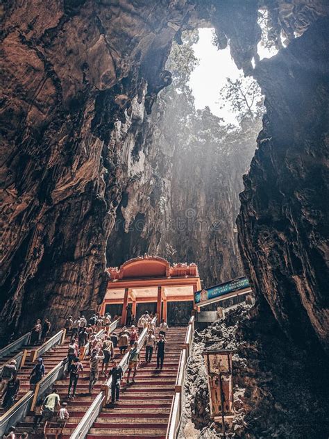 Inside the Batu Caves Temple Nice Editorial Photo - Image of temple ...