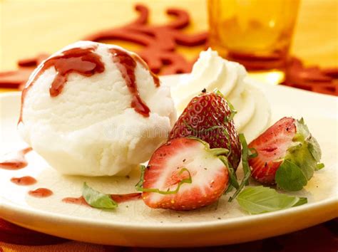 Bowl with yoghurt stock photo. Image of product, strawberry - 21474116