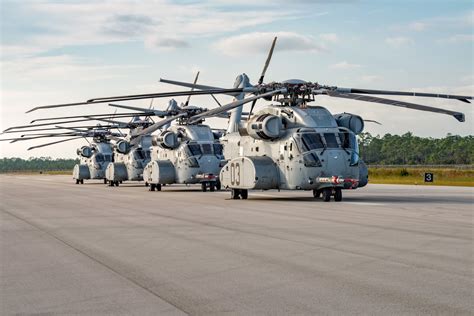 Sikorsky CH-53K King Stallion - Desktop Wallpapers, Phone Wallpaper, PFP, Gifs, and More!