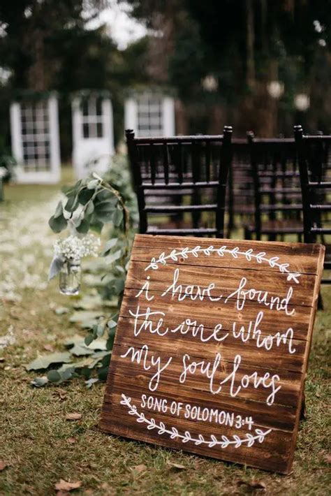 10 Elegant Rustic Wedding Signs - DianneDecor.com