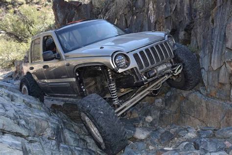 Jeep Liberty Off-roading - The Ultimate Guide to Driving on Land - The Jeep Girls Blog