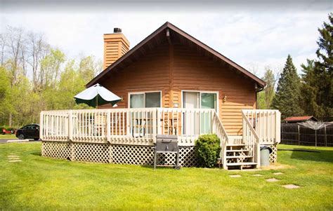 15 Cool Airbnbs in Wisconsin Dells (Cabins, Luxury + More)