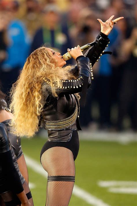 Beyonce sings ate National Anthem at Super Bowl – Celeb Donut