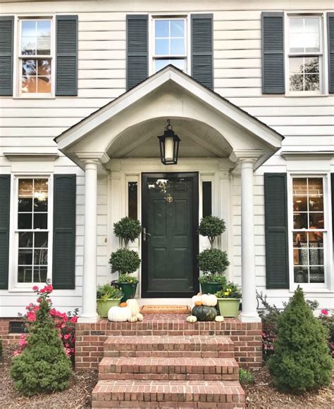 Top 10 colonial house front porch ideas and inspiration