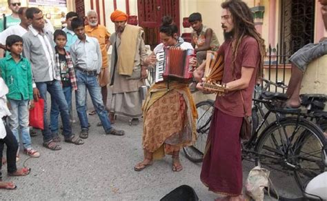 In Rishikesh, foreign beggars vie with Indian beggars - Hill Post