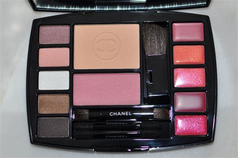 Chanel Travel Palette - Fab Over 40