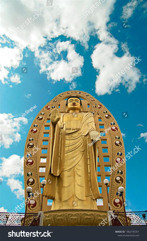 Golden Statue Buddha Mindrolling Monastrey Dehradun Stock Photo 1382195351 | Shutterstock