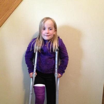 Calgary on Crutches - When You're 8!: My Purple Leg