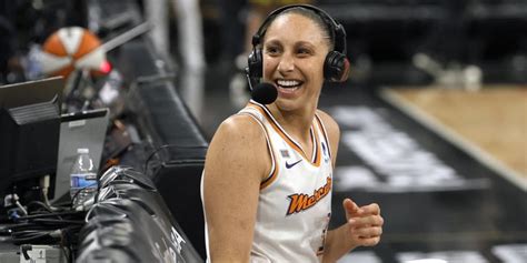 Diana Taurasi and Penny Taylor Welcome Baby Girl | POPSUGAR Family