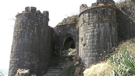 Road Trips to Explore the Forts in Maharashtra - 11 Best Forts in Maharashtra for tourist ...