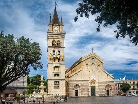 Messina Cathedral And Its Automated Astronomical Clock Tower | MessageToEagle.com