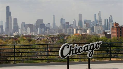 Chicago seeks to host 2024 Democratic National Convention