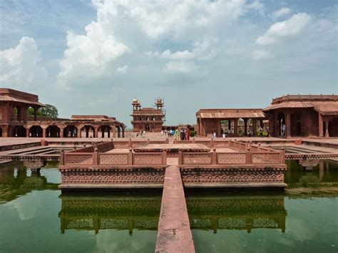 chronicles of a happy traveler: Fatehpur Sikri: A Unesco World Heritage Site Worth Visiting