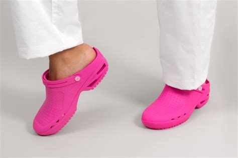 Pink Hospital Women nursing and medical shoes | Medical shoes, Pink ...