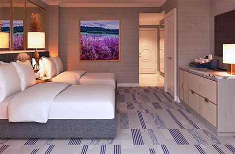 Fontainebleau Rooms & Suites | Photos & Info | Las Vegas Hotels