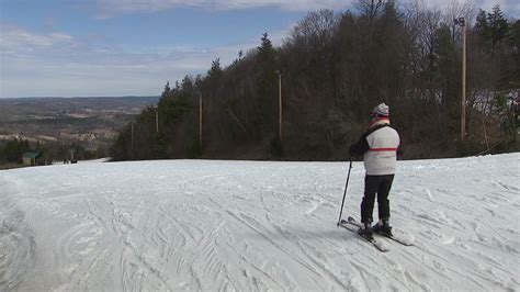 Blue Mountain ski Resort hoping snow in forecast extends season | wnep.com