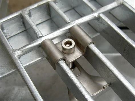 How to Install Steel Gratings Correctly and Quickly?