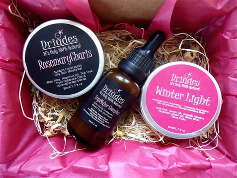 Vegan skin care gift set. Beauty gift box for mothers. Beauty care ...