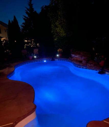 Guide to the Best Wireless (Waterproof) LED Pool Lights 2023