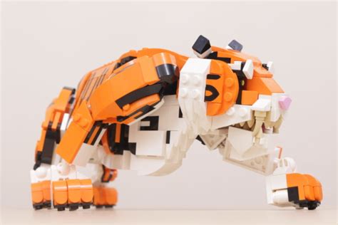 LEGO Creator 3-in-1 31129 Majestic Tiger review and gallery