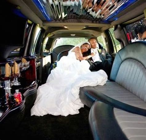 Wedding Limousine Service Chicago | Wedding Transportation Chicago