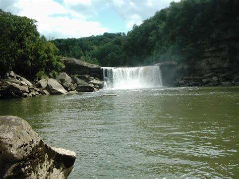 Cumberland Falls, Kentucky | Cumberland falls, Beautiful places, Outdoor