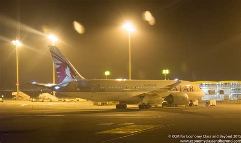 Airplane Art - Qatar Airways Boeing 787-8 - Economy Class & Beyond