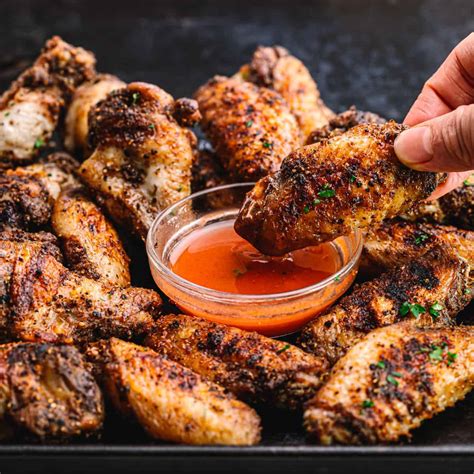 Crispy Grilled Chicken Wings - Posh Journal