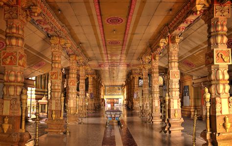 Vallipuram Kovil - II | Inside Vallipuram Hindu Temple off P… | Flickr