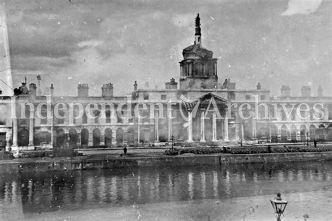 The ruins of the Custom House, 1921 | Irish Independent Archives