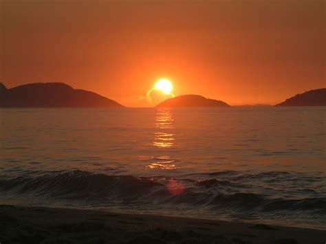 Sunrise at Copacabana Beach, Rio De Janeiro, Brazil | Flickr