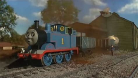 Compilation of Thomas the Tank Engine Crashes | Thomas y sus amigos ...