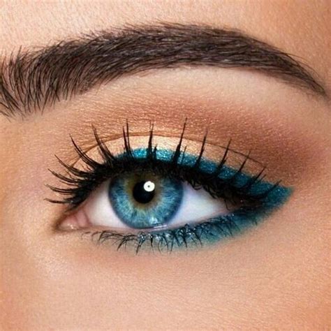 art, beautiful, blue, eye, makeup, pencil, pretty | Gorgeous makeup, Hair makeup, Blue eye makeup