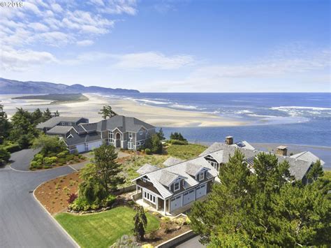 5 Luxurious Oregon Coast Homes for Sale With Views - The Local Arrow ...