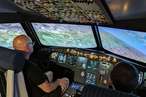 Airbus A320 Full Motion Flight Simulator Experience, 120 Minutes