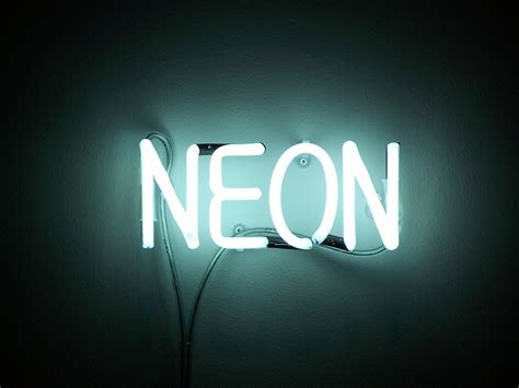 File:Neon.JPG - Wikimedia Commons