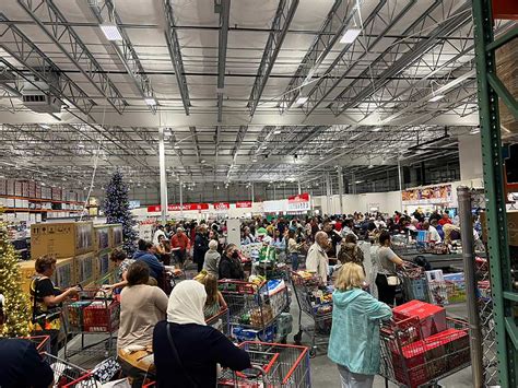 Costco Wholesale Opens To Crowds In Clermont | South Lake Tablet