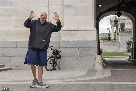 John Fetterman sparks concern with opening speech back in Congress ...