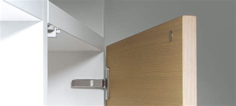 Hinges - Push opening for handle-less doors - SALICE