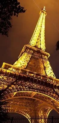 Illuminated Eiffel Tower Live Wallpaper