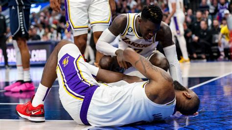 LeBron James’ foot injury might be final blow to Lakers bettors