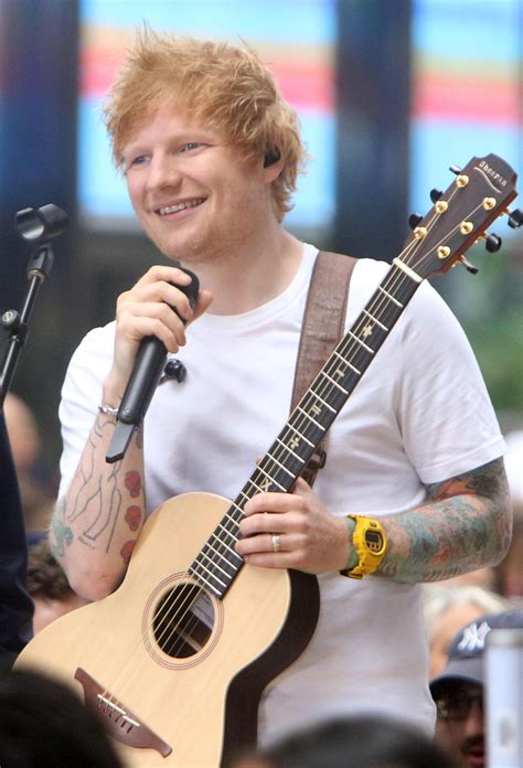 Für den guten Zweck: Ed Sheeran versteigert seine Unterhosen bei eBay | WEB.DE