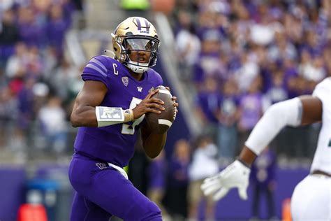 Film Study: Huskies look sharp against Michigan State - UW Dawg Pound